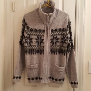 Warm zip up Sweater